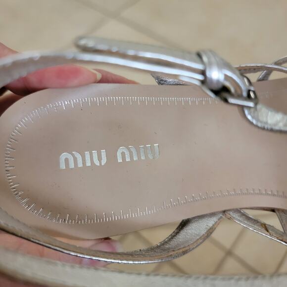 Miu Miu Crystal Parrot Metallic Sandals Silver Gold Embellished Flats 39.5 9.5 - Picture 9 of 12